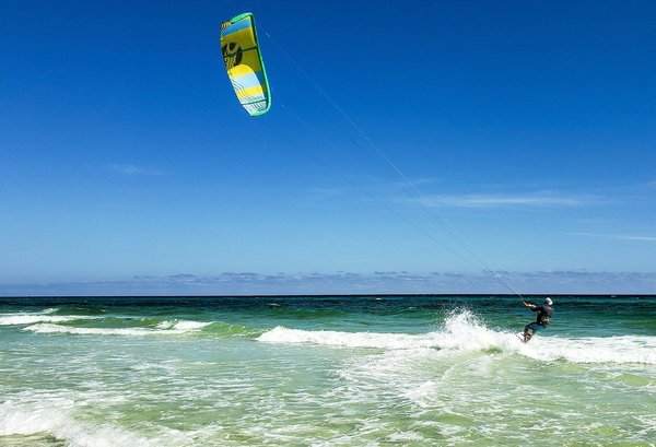 Kitesurf à essaouira ou dakhla : quel spot choisir ?